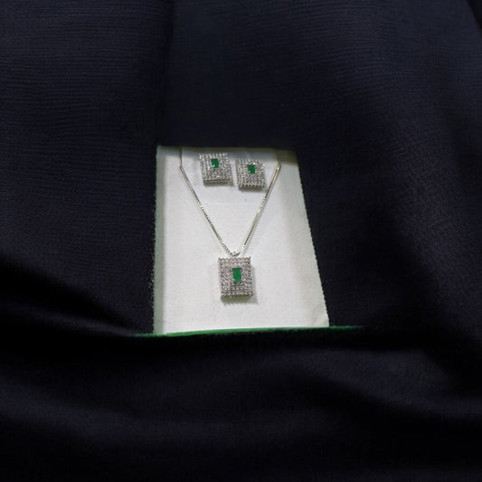 Diamond Look Zarkun Locet Set