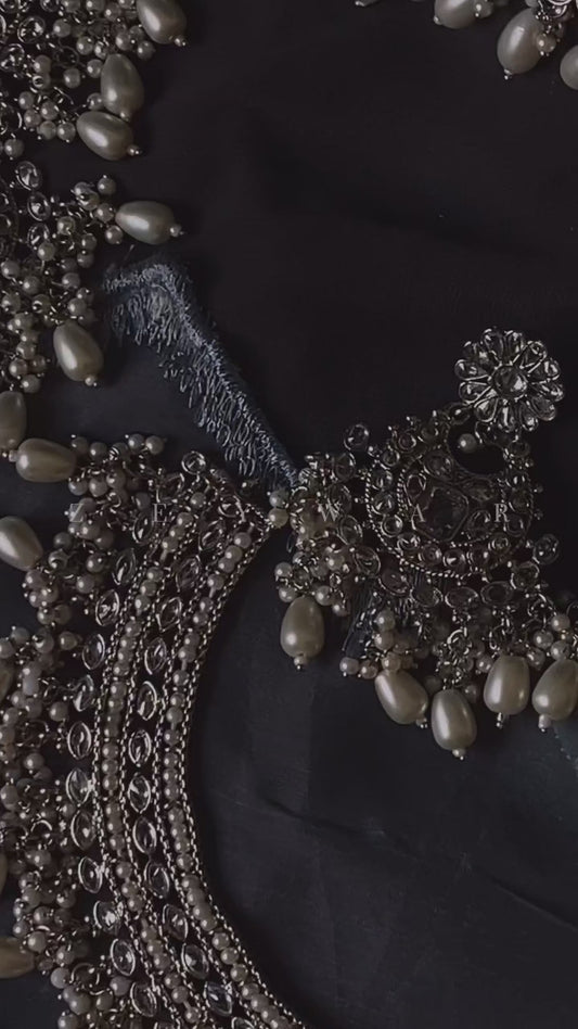 Revealing our flawless silver jewellery pieces soon.